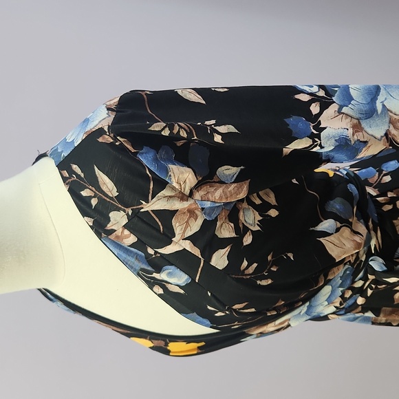 UNIQUE VINTAGE floral wrap dress - Picture 7 of 13